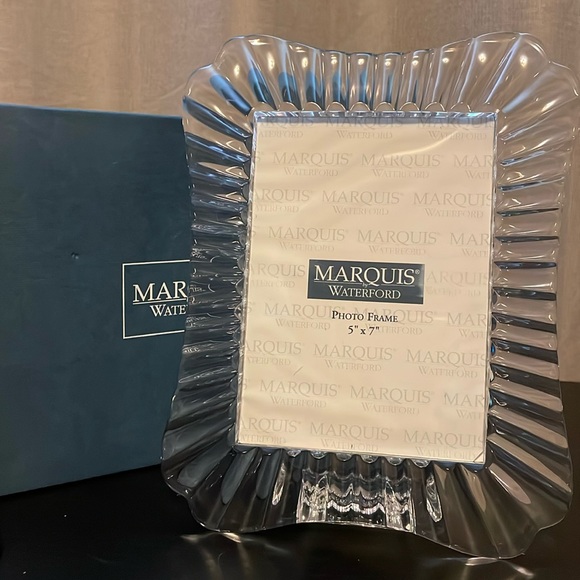 🌺 Waterford crystal picture frame